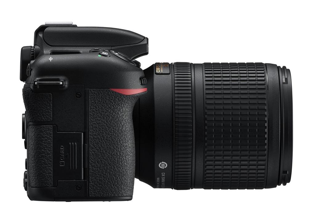 Lateral de la cámara Nikon D7500