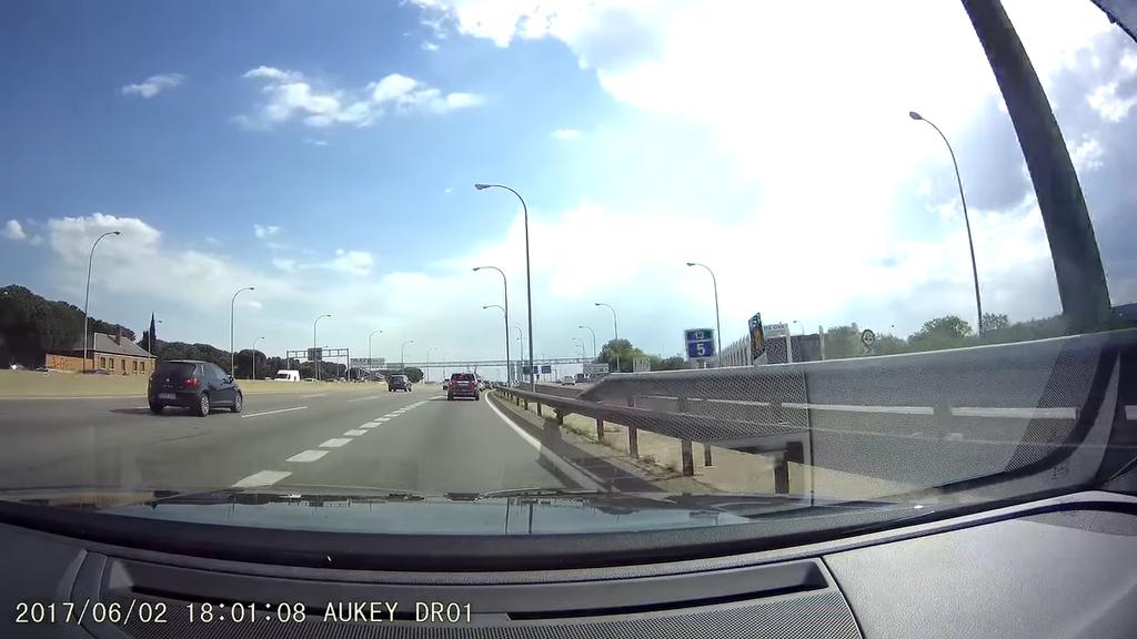 Vídeo con el AUKEY Dashboard Camera