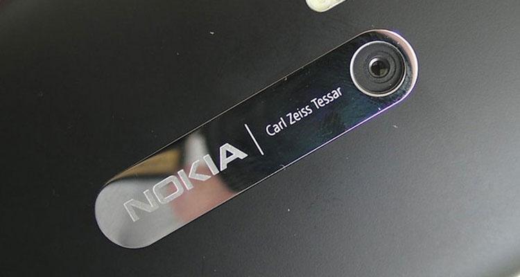 Lente ZEISS en teléfono de Nokia