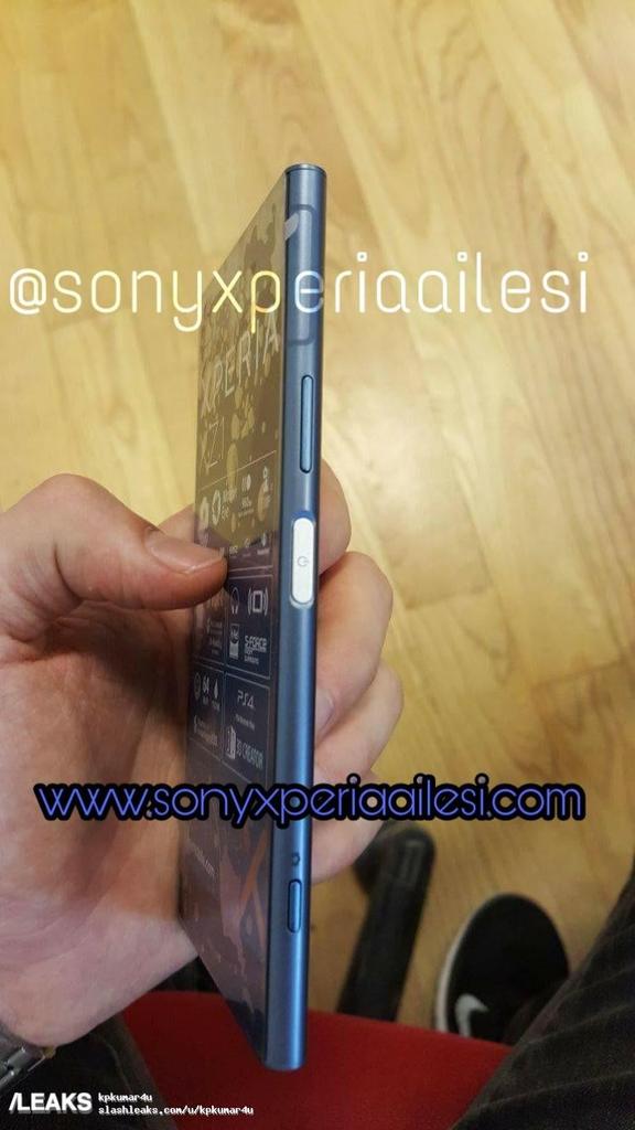 Imagen lateral del Sony Xperia XZ1