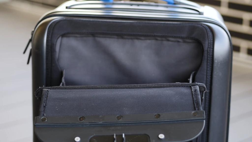 Bolsillo frontal de la maleta Bluesmart Luggage