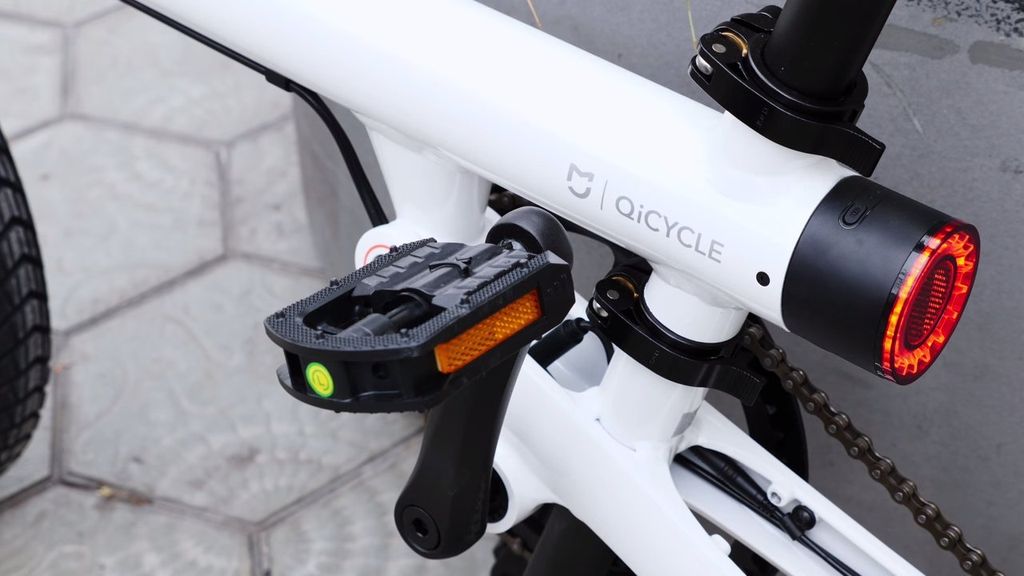 Luz trasera de la bici Xiaomi QICYCLE EF1