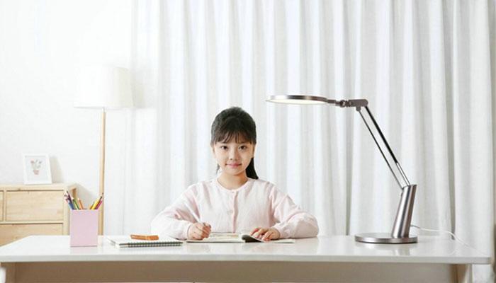 Nueeva lámpara Yeelight Pro Smart LED Table de Xiaomi