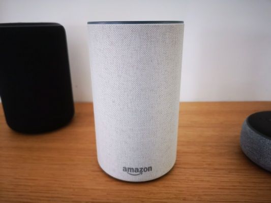  Amazon Echo
