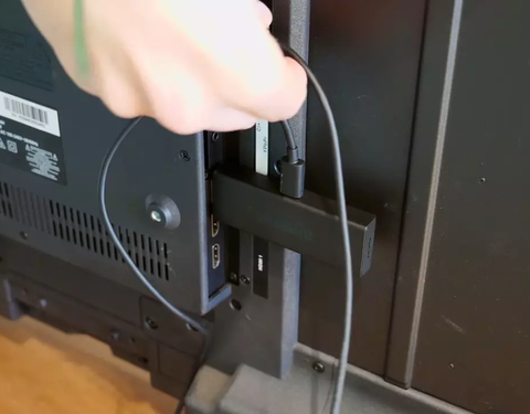 Cómo conectar  Fire Stick a una televisión