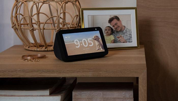 Amazon Echo Show 5, uno de los mejores altavoces inteligentes con pantalla