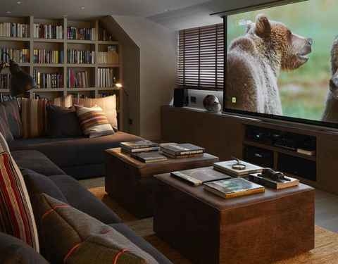 Smart TV vs proyector: ¿Qué dispositivo comprar?