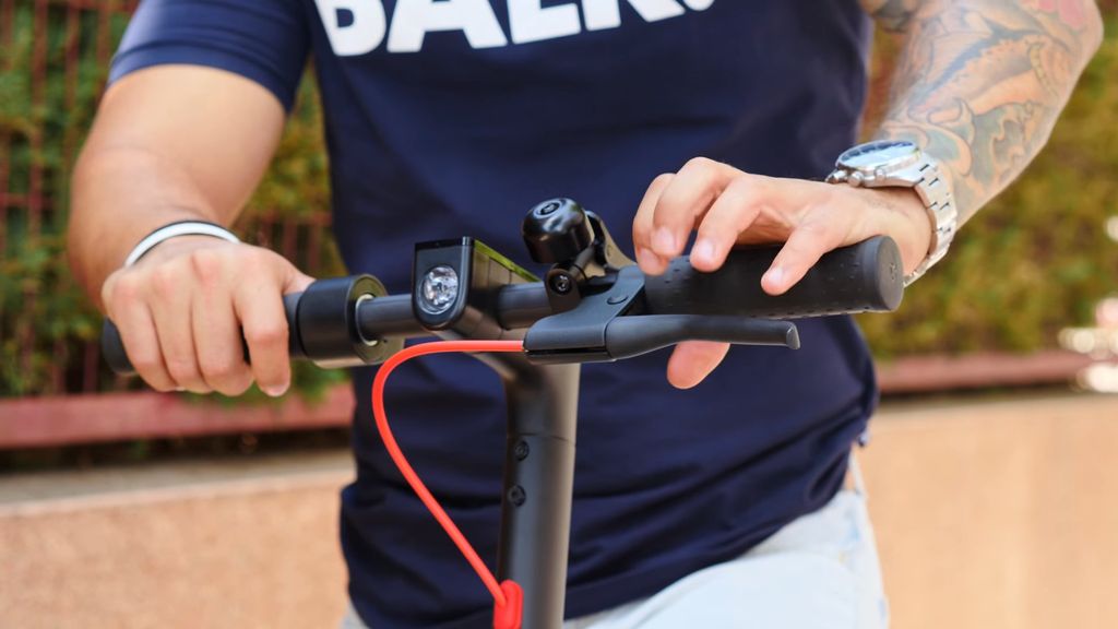 Mi Electric Scooter Pro