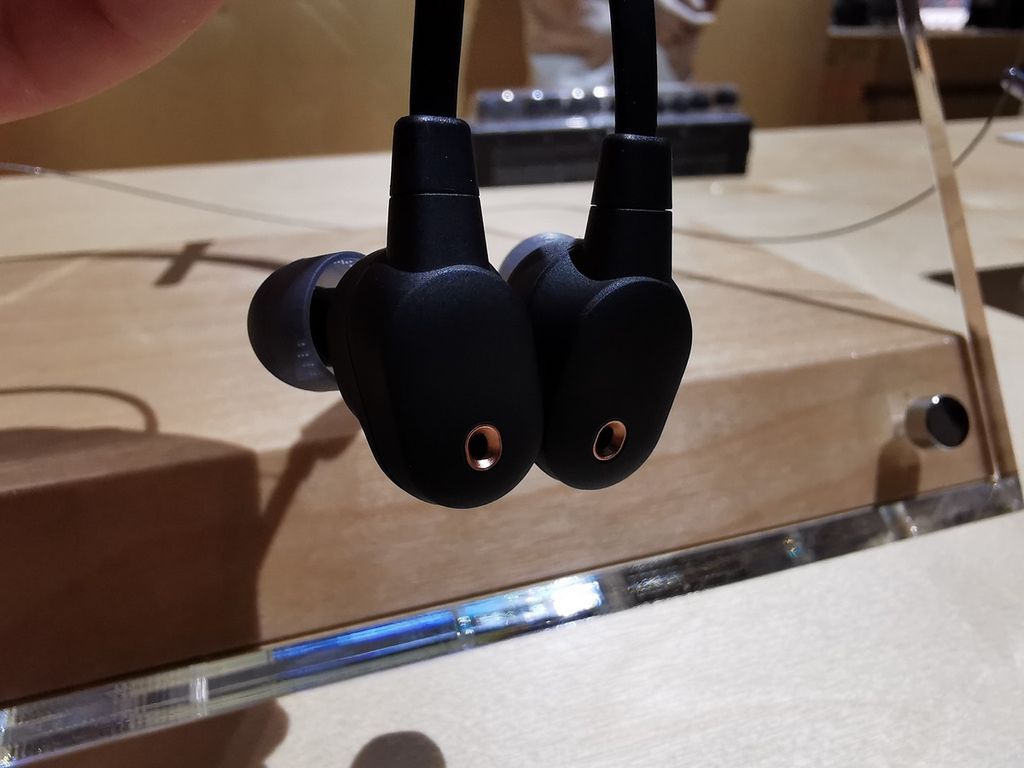 Auriculares Bluetooth Sony WI-1000XM2