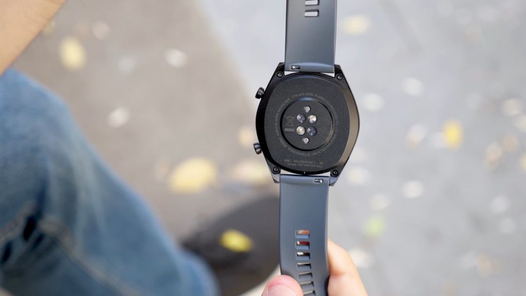 Huawei Watch GT Sport por detrás
