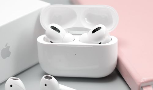 auriculares True Wireless AirPods Pro con funda