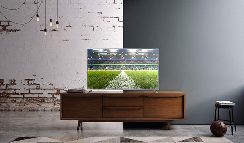 Uso de Smart TV en salón