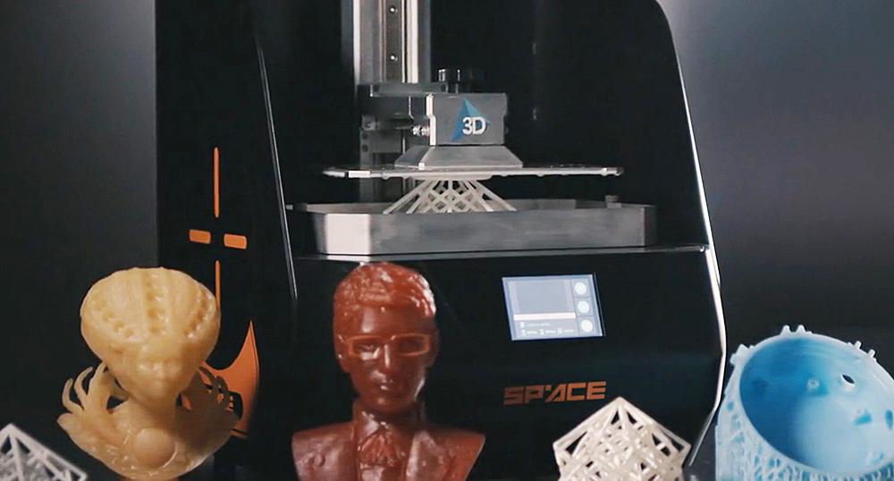 Impresora SPACE 3D con objetos