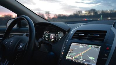 Imagen interior de un coche