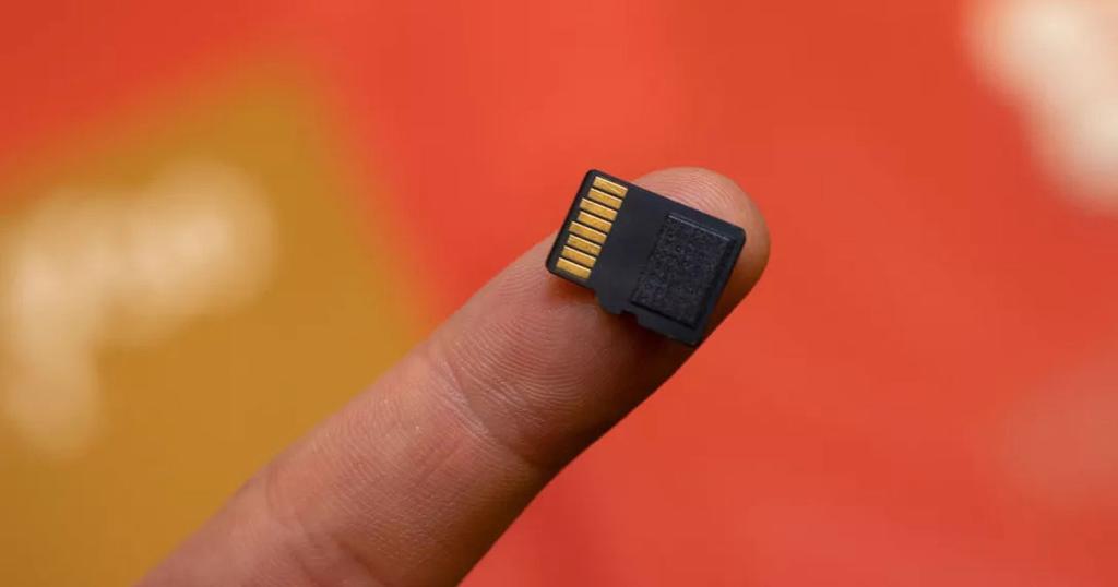 tarjetas microSD con uso con dedo