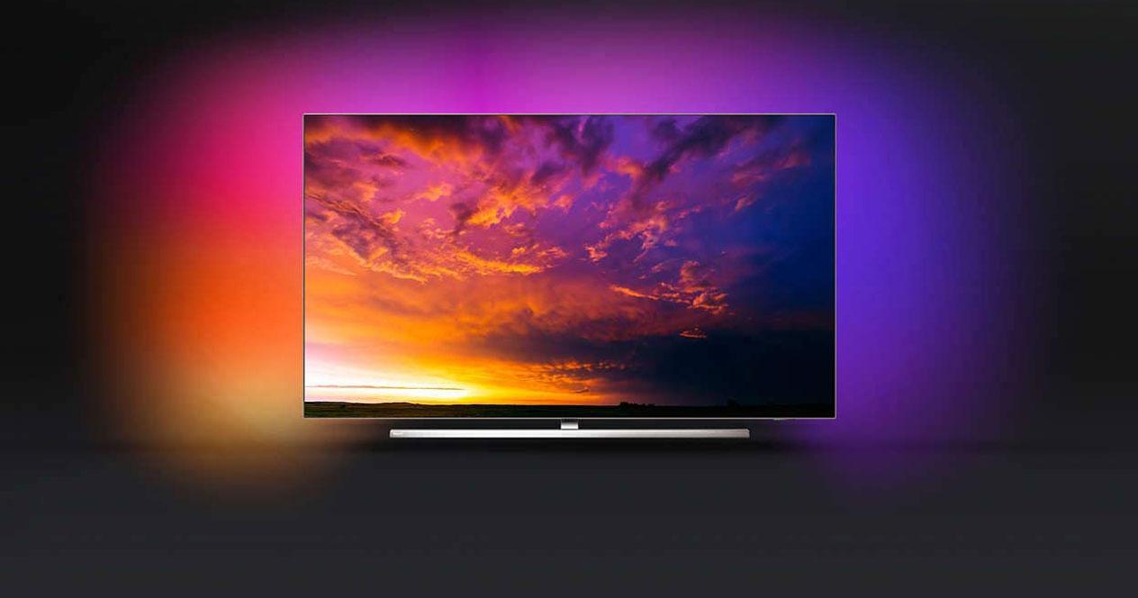Smart TV con fondo colores