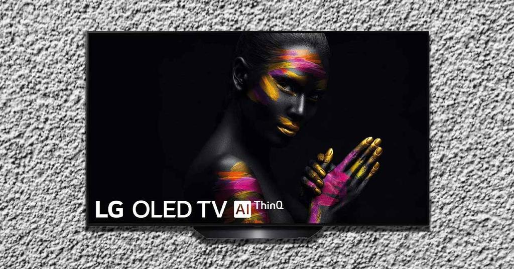 Smart TV LG OLED encendida frontal