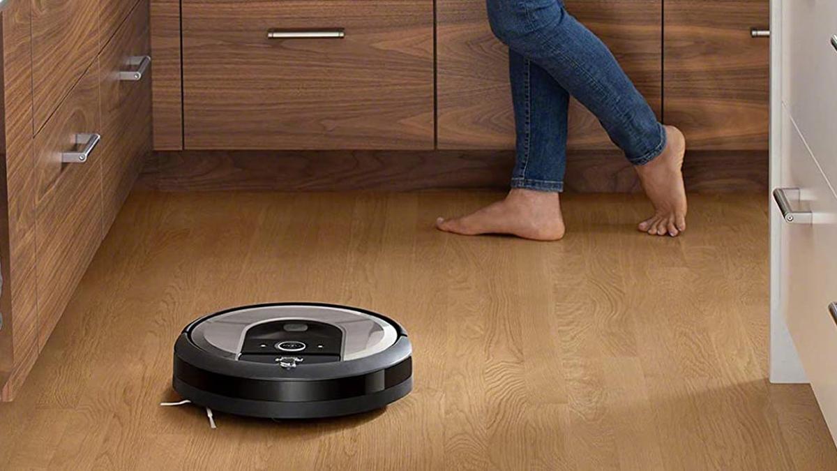 está liquidando una de las mejores Roomba: es 200 euros más barata