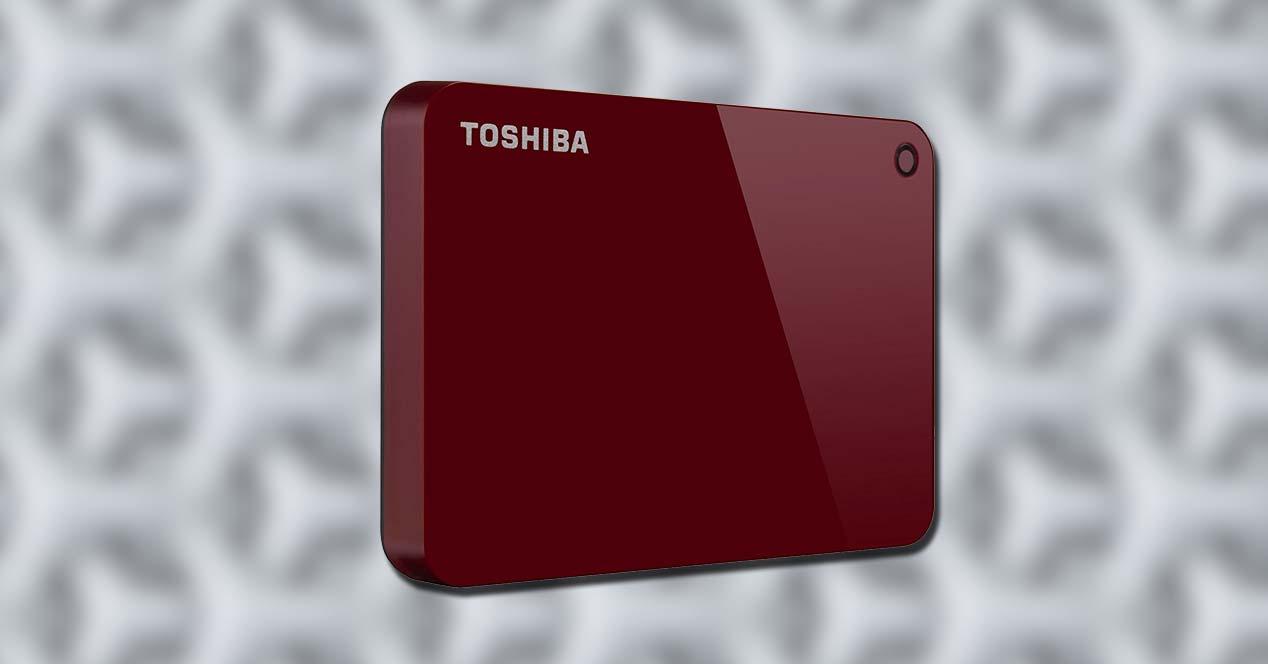 Disco Toshiba Canvio Advance con fondo