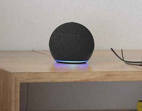 Altavoz inteligente  Echo Dot (4.ª gen.) con Alexa
