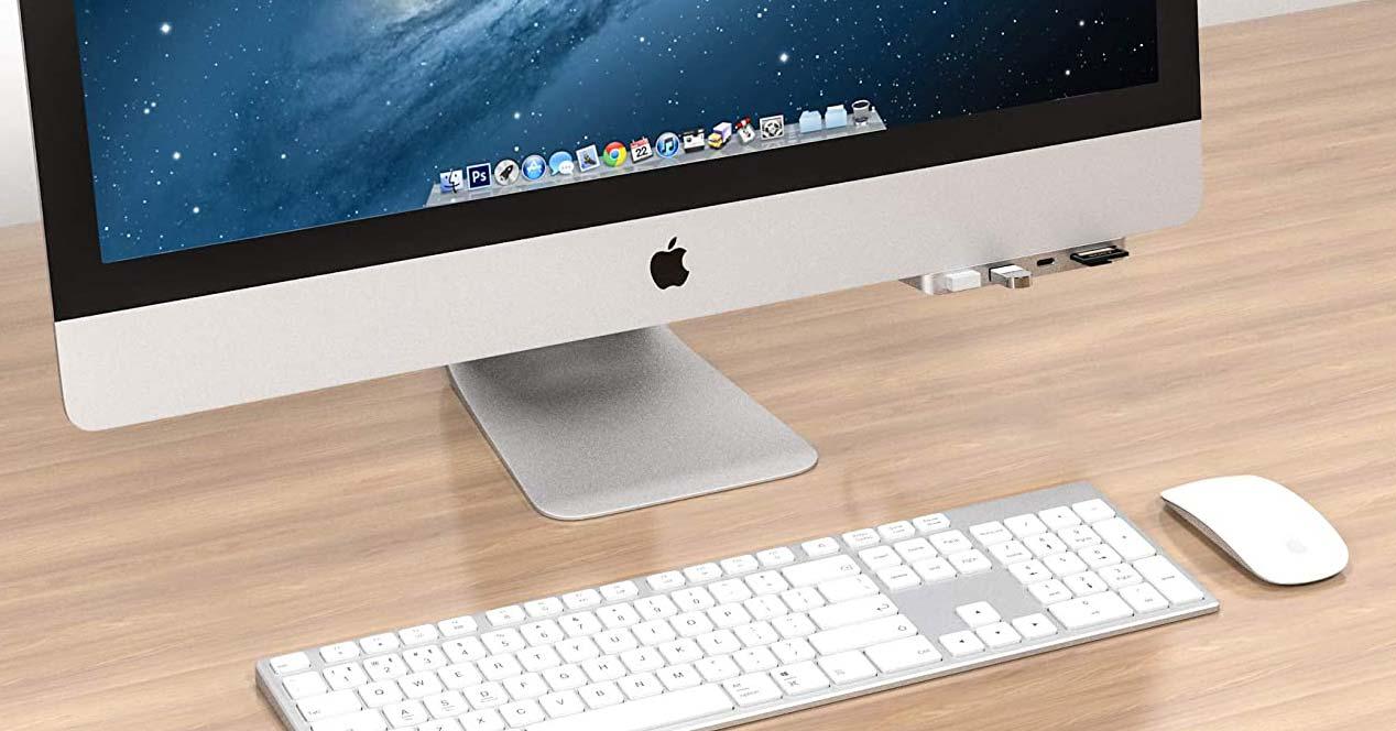 Apple iMac con hub USB