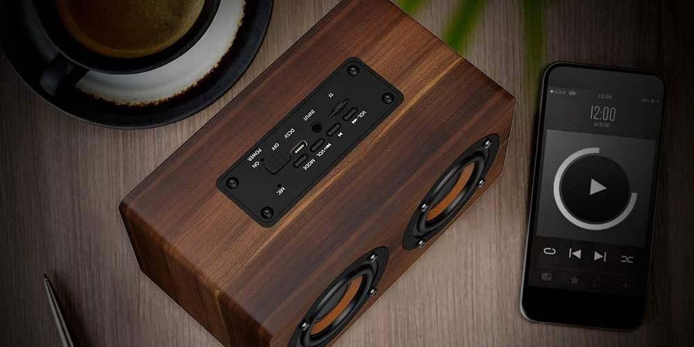 Altavoces Bluetooth madera