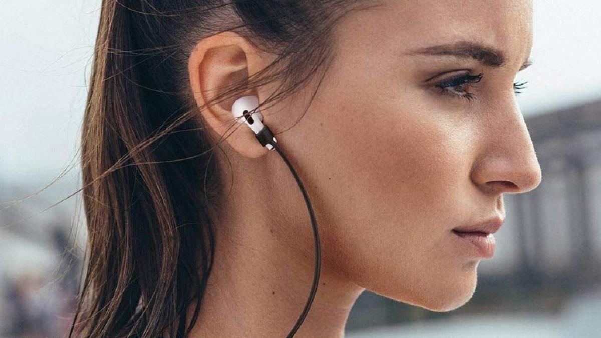 Fundas para AirPods 3: protege los últimos auriculares Bluetooth