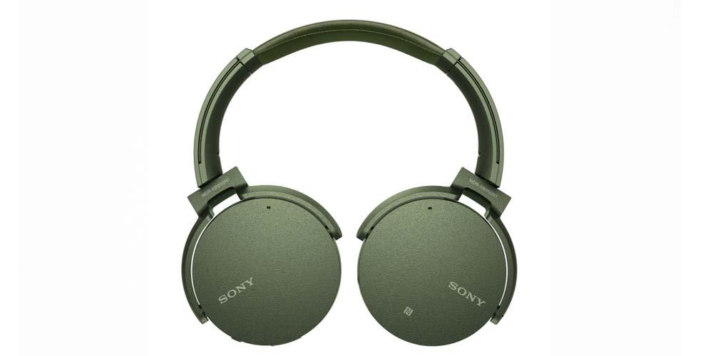 Auriculares Sony MDR-XB950N1G plegados