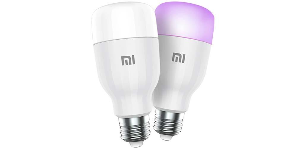 Bombilla inteligente Xiaomi Mi LED Smart Bulb Essential de color blanco