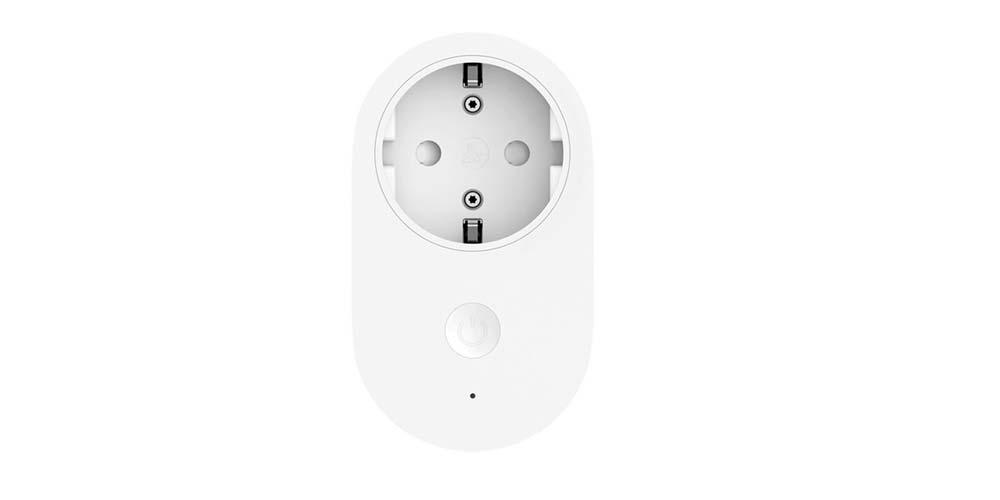 Enchufe Xiaomi Mi Smart Power Plug de color blanco