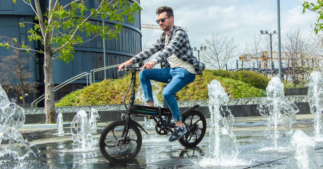 bicicleta eléctrica smartgyro crosscity