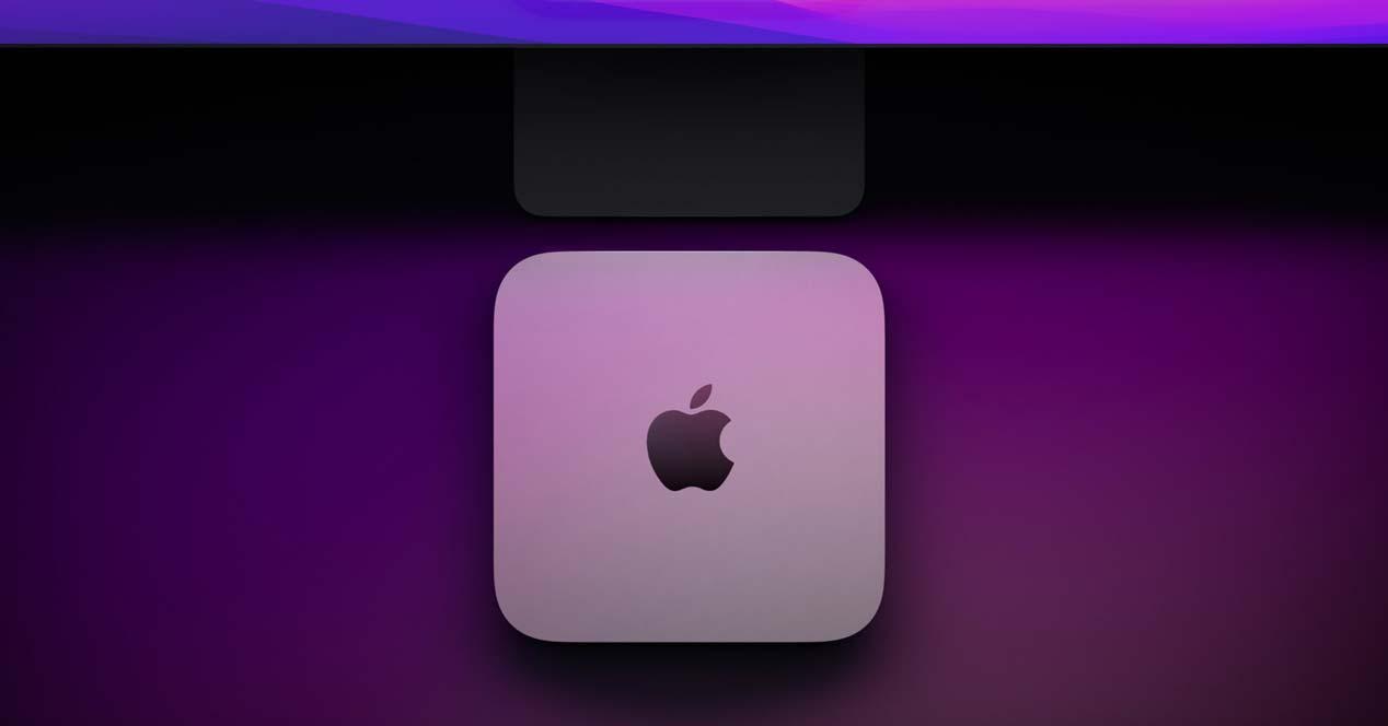 Ordenador Mac mini con fondo de colores