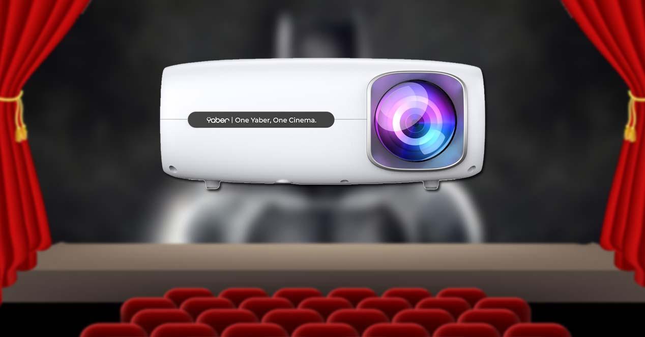 Oferta de cine: compra un proyector portátil 4K por ¡220€!