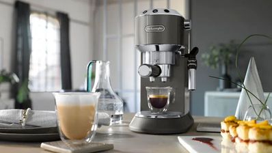 cafetera delonghi dedica oferta