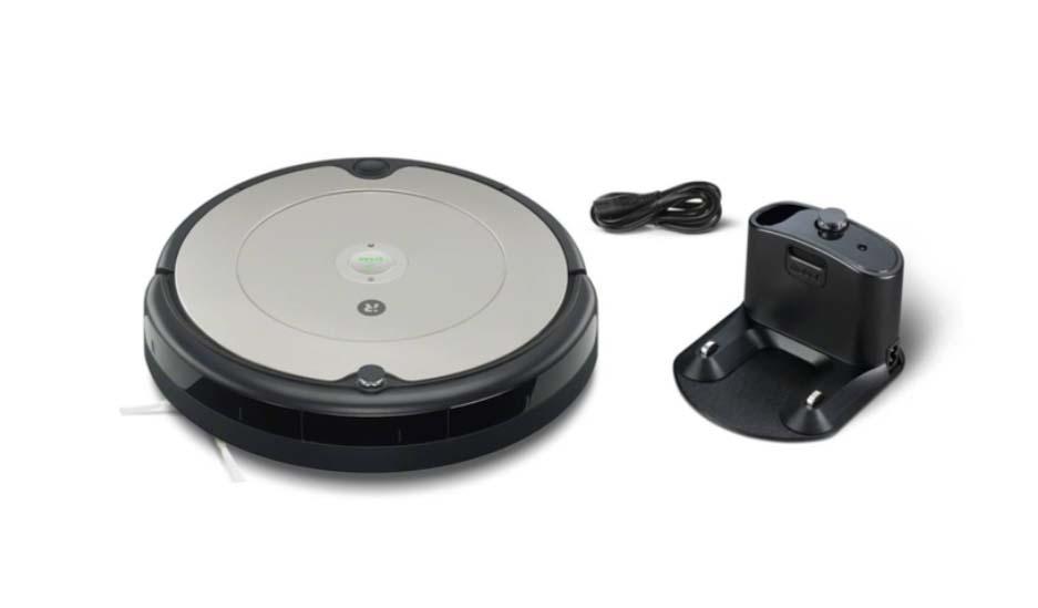 roomba 698 robot vacuum cleaner with charger