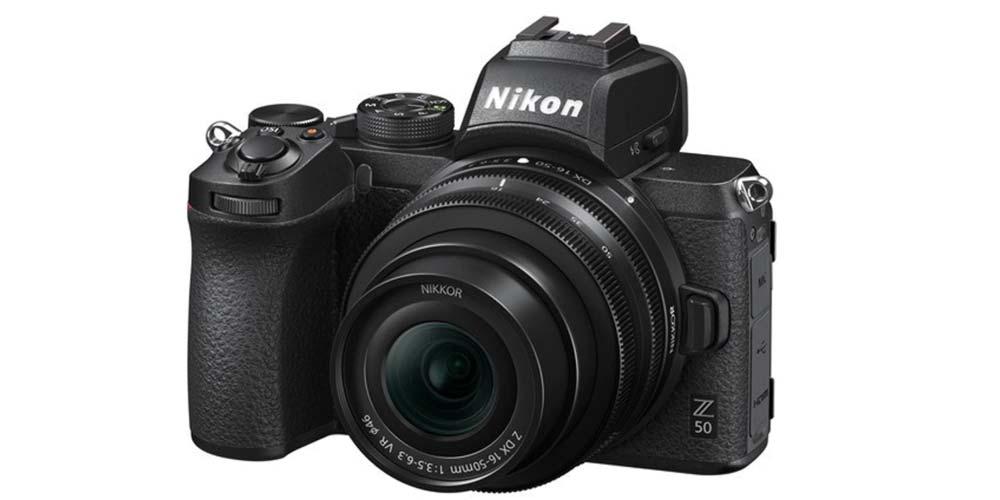 Cámara Nikon Z 50 de color negro
