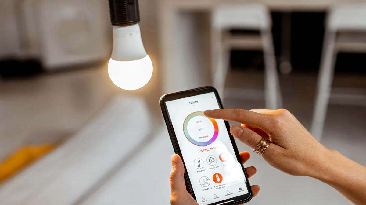 Reseña de la bombilla Wi-Fi inteligente Tapo: Iluminación inteligente  sencilla