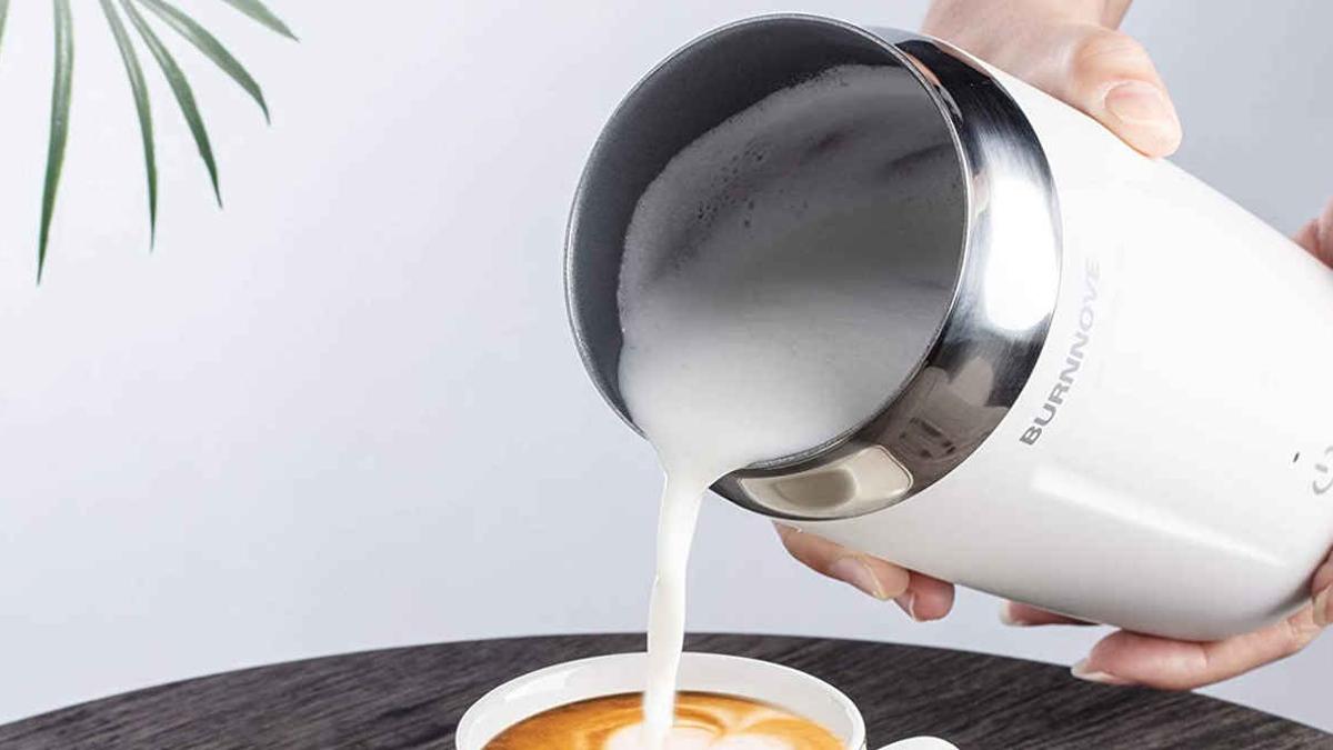 Cómo obtener el café perfecto con un espumador de leche.