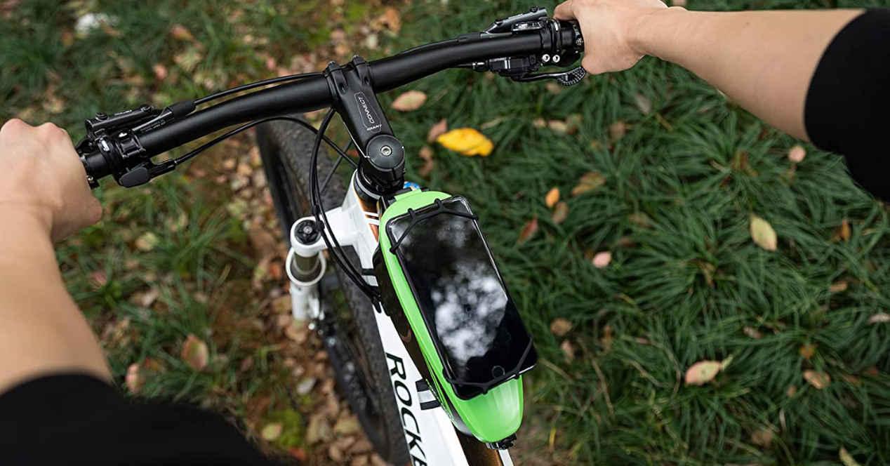 desinfectante gobierno Odio Accesorios inteligentes para salir con tu bici o tu patinete eléctrico