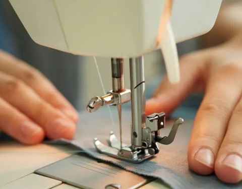 Máquinas de coser automáticas: Cómo funcionan y sus características -  Euronics