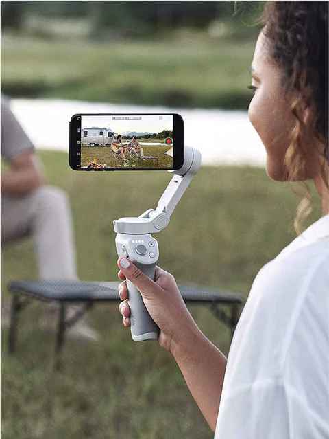 Los mejores trípodes y palos selfie para móviles