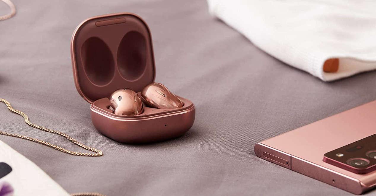 auriculares galaxy buds live