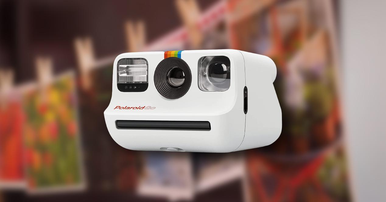 Polaroid Go - Cámara instantánea a pilas