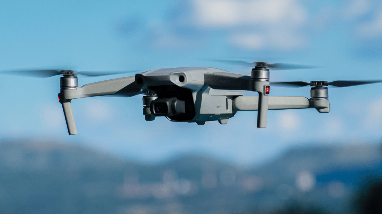 Mejores drones baratos 2023  ¿Cuáles elegir por 100, 200 o 300€?