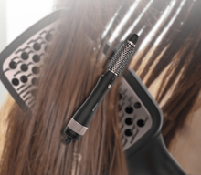 Cecoctec presenta el cepillo de aire del futuro para el pelo en Carrefour:  tecnología