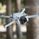 dji mini 3 pro dron volando