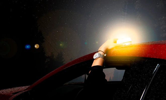 luz de emergencia v16 para el coche