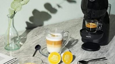 Cafetera de cápsulas - Nescafé Dolce Gusto Krups Piccolo XS con fondo