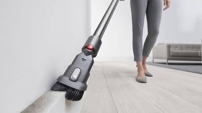 Aspirador de escoba recargable Dyson v15 detect absolute el corte inglés
