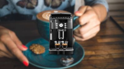 Cafetera Superautomática De'Longhi Magnifica S ECAM21.112.B frontal